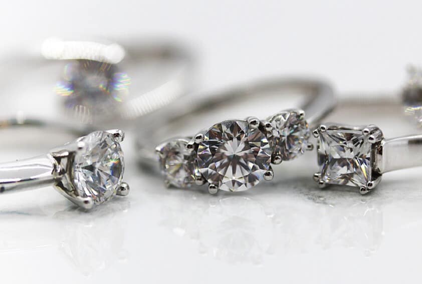 Diamond Rings: When To Give This Important Gift