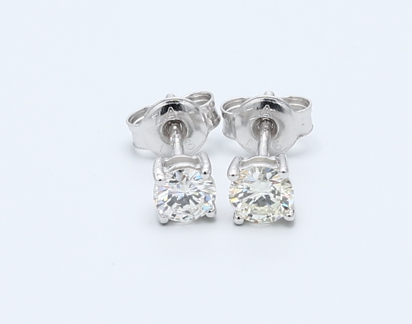 0.51, 0.51ct Round  White Gold Diamond Earrings