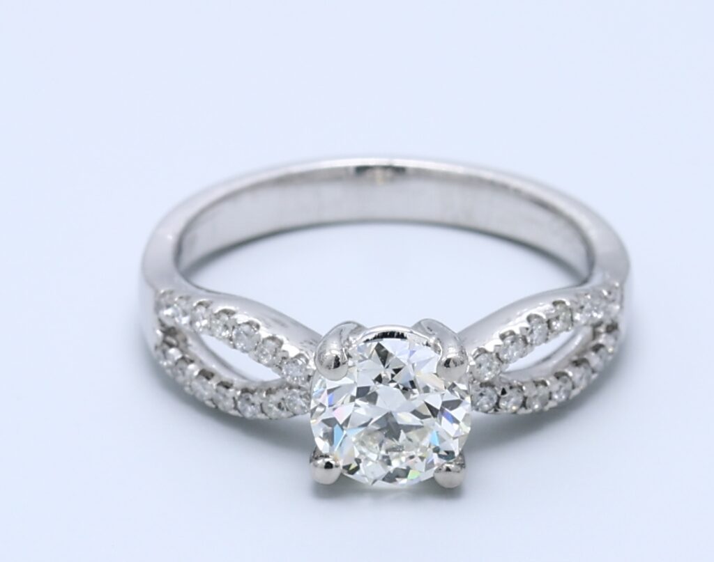 0.92ct Round  Platinum Natural Diamond Engagement Ring